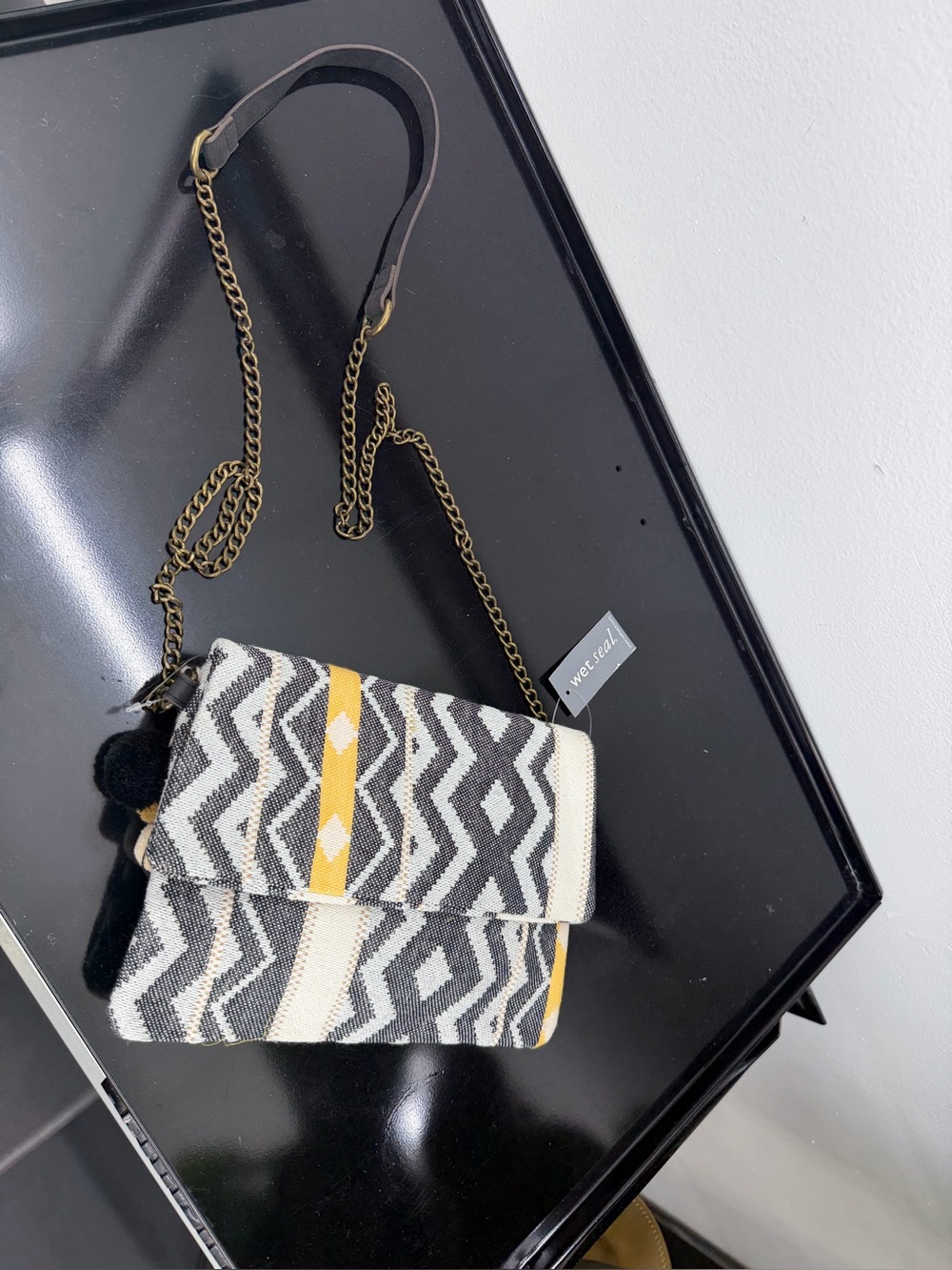 Wet Seal Black, White & Yellow Zigzag Crossbody